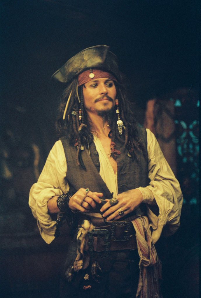 http://allcaptainjacksparrow.com/wsygallery/jacklook154.jpg